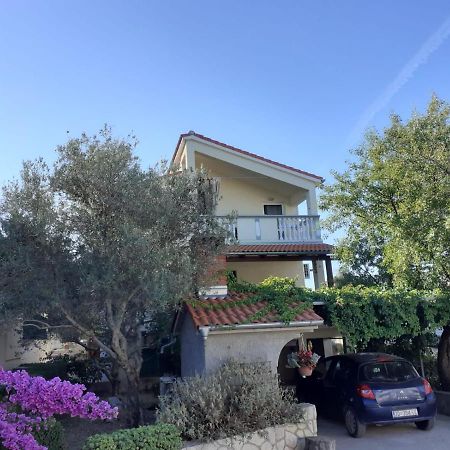 Apartmani Krpeta Pakostane Exterior photo