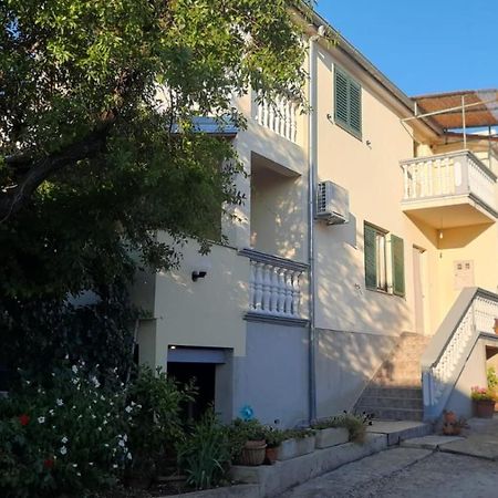 Apartmani Krpeta Pakostane Exterior photo