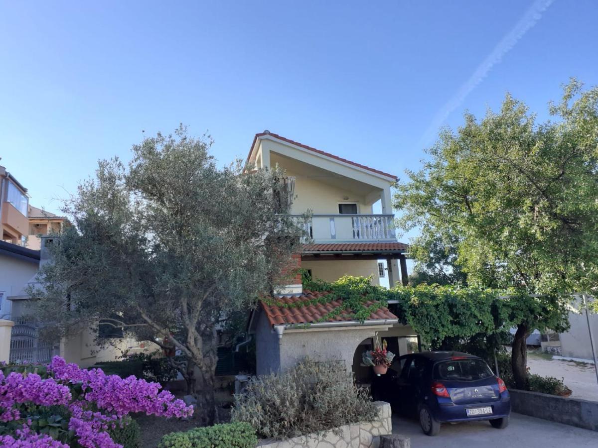 Apartmani Krpeta Pakostane Exterior photo